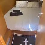 ספינת מלון Nautical Nomad