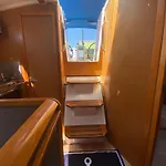 Botel Nautical Nomad *